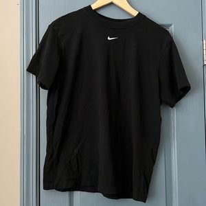 Nike T-shirt